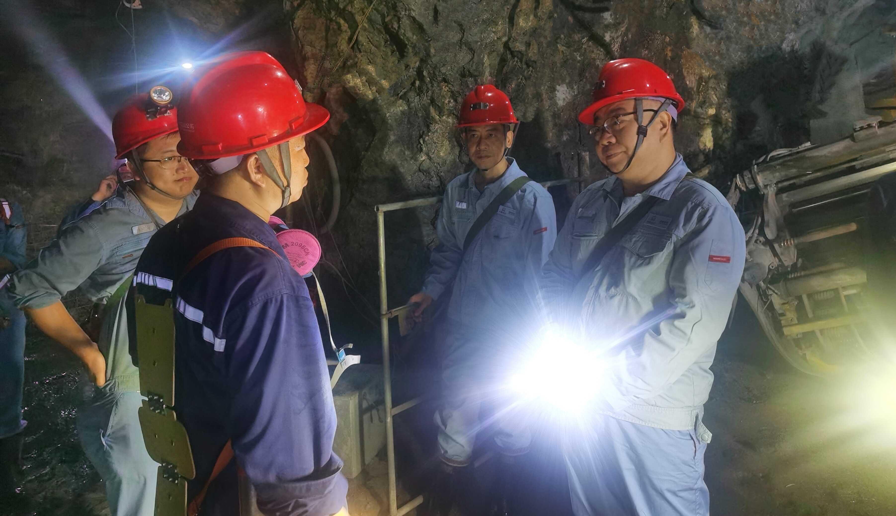 刘朗明带队开展年底安全环保及外...