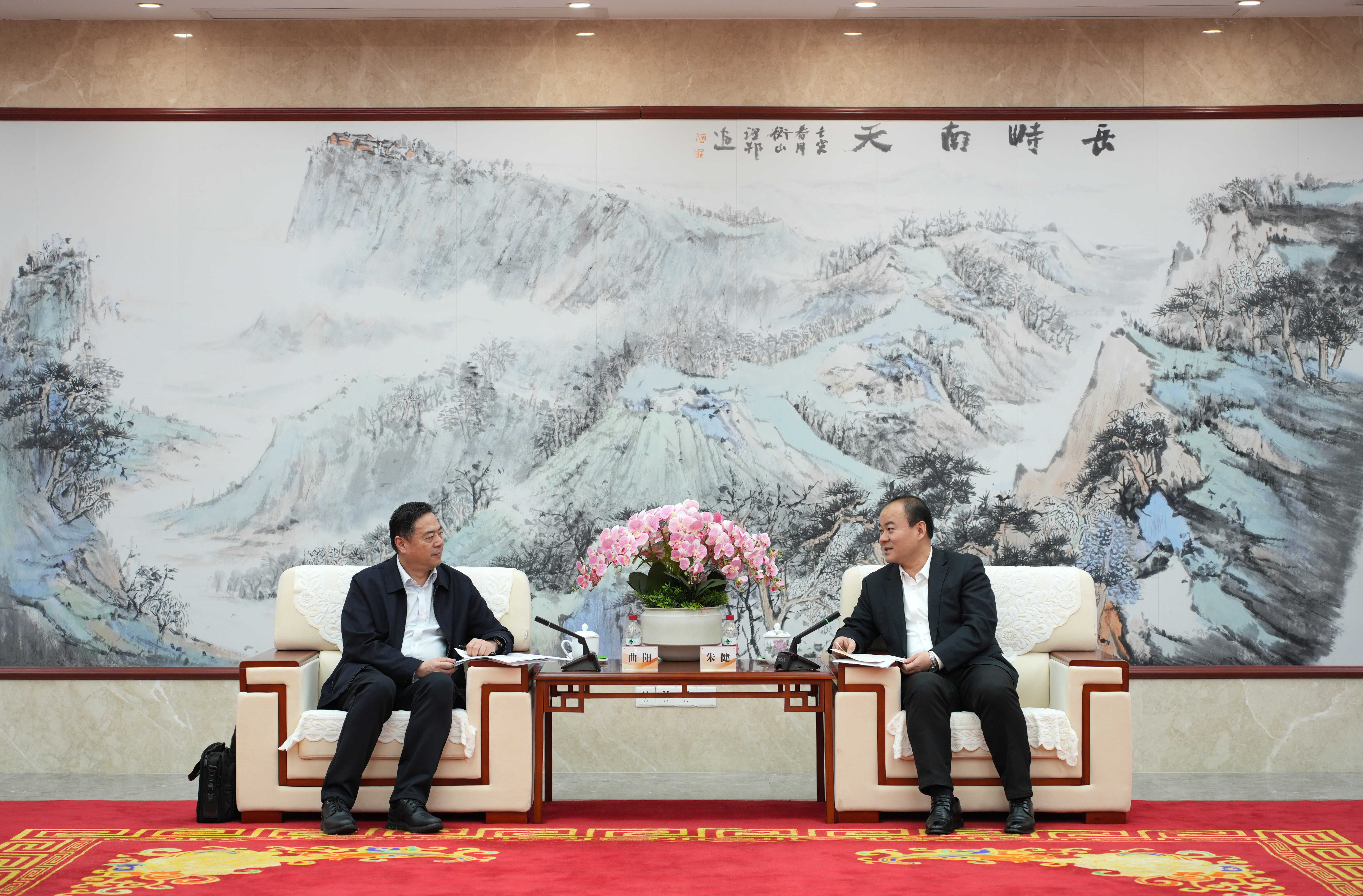 湖南有色与衡阳市开展工作交流